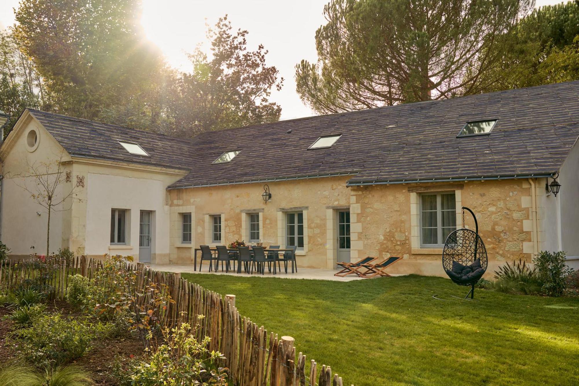 Domaine De La Commanderie De Ballan Eksteriør bilde